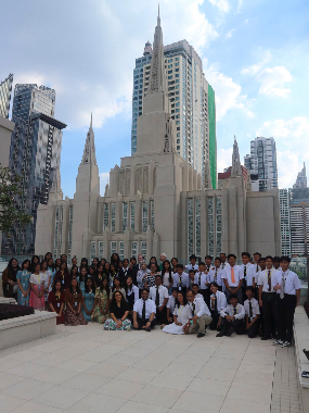 Indonesian-youth-temple