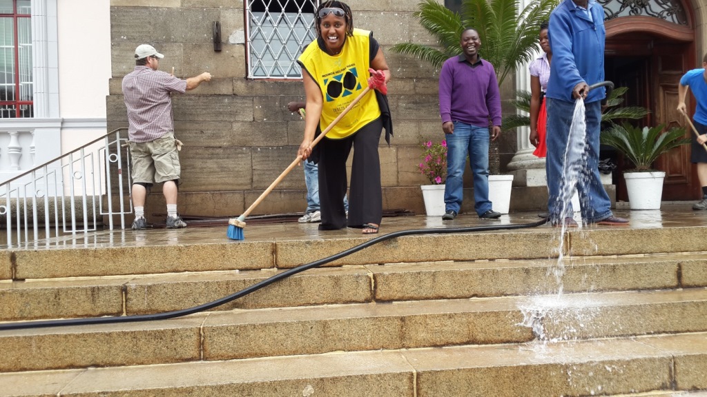 Zimbabwe finished exterior2014 1