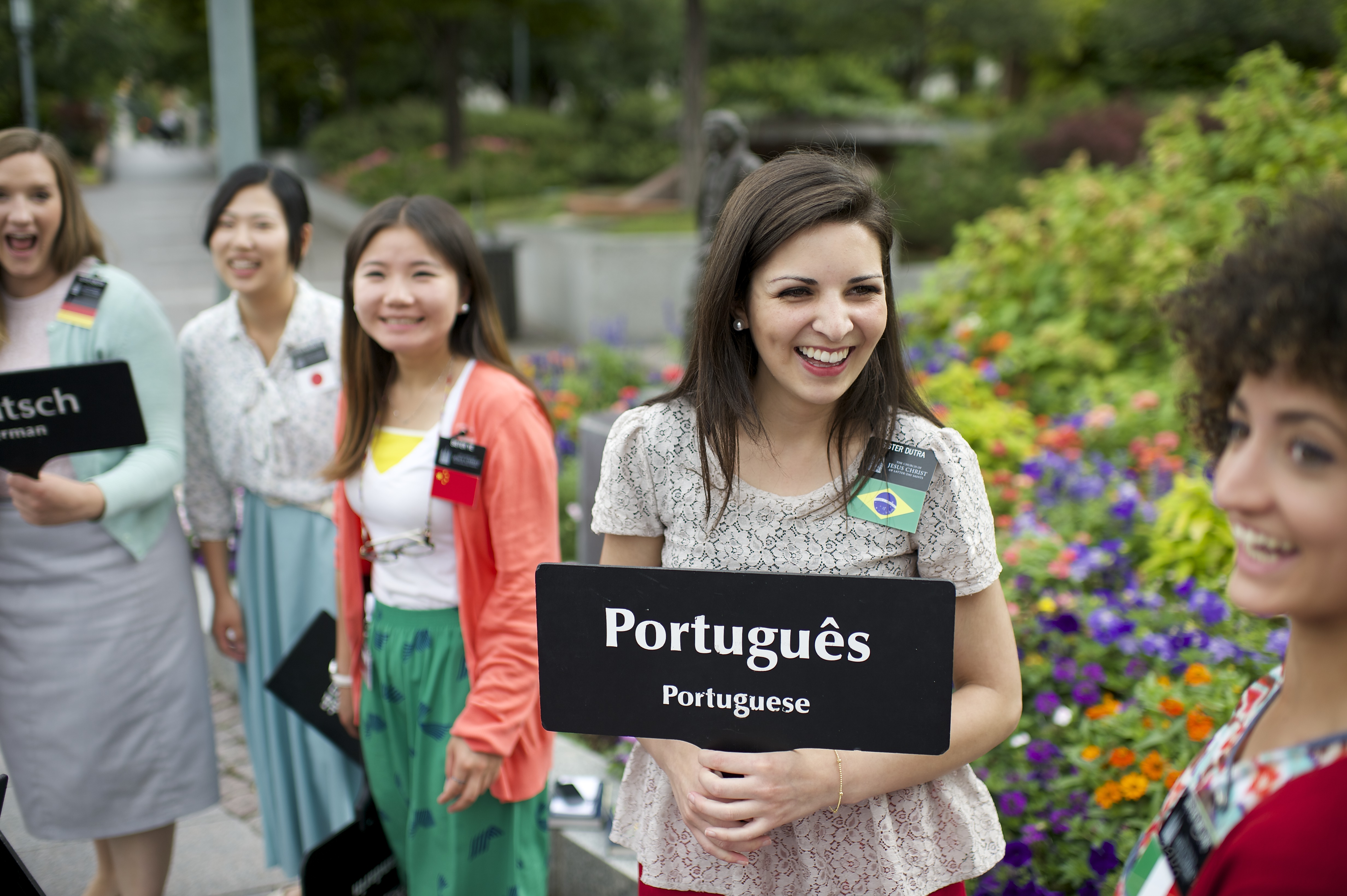 tourism video sisters signs